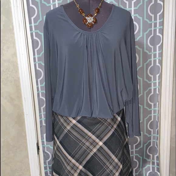 Maxie Skirt & shirt outfit - Picture 2 of 14